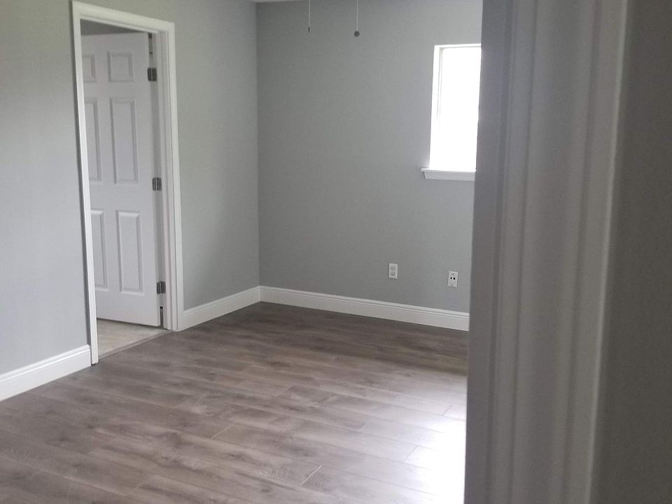 1st image of 4057 S Woodbine St