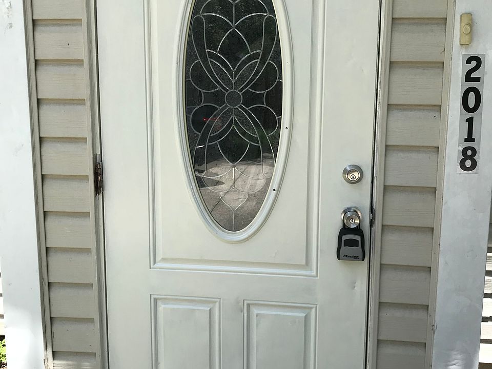 2nd image of 2018 14th St S APT C