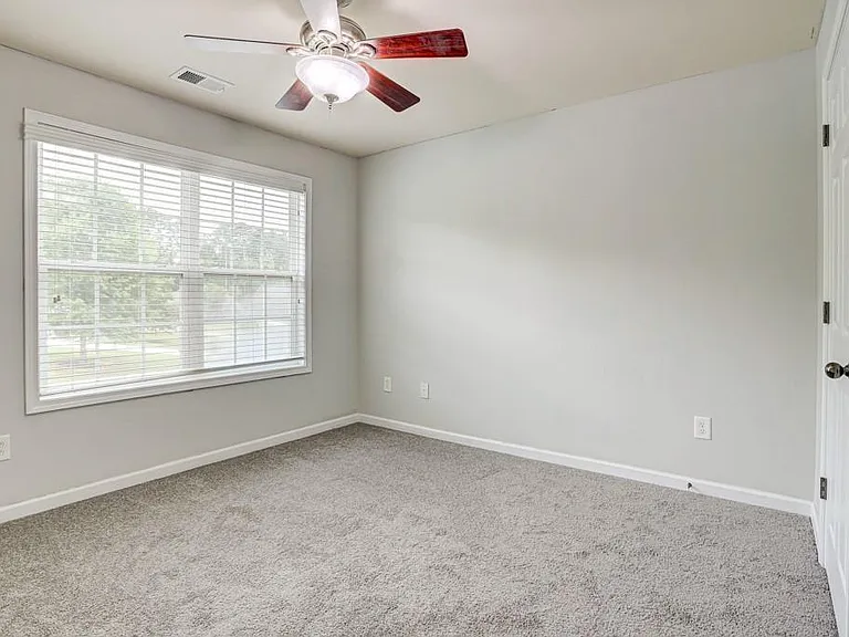 2860 Maple Springs Ct — Photo 9