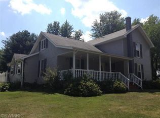 6352 Shanghai Rd, Eau Claire, MI 49111