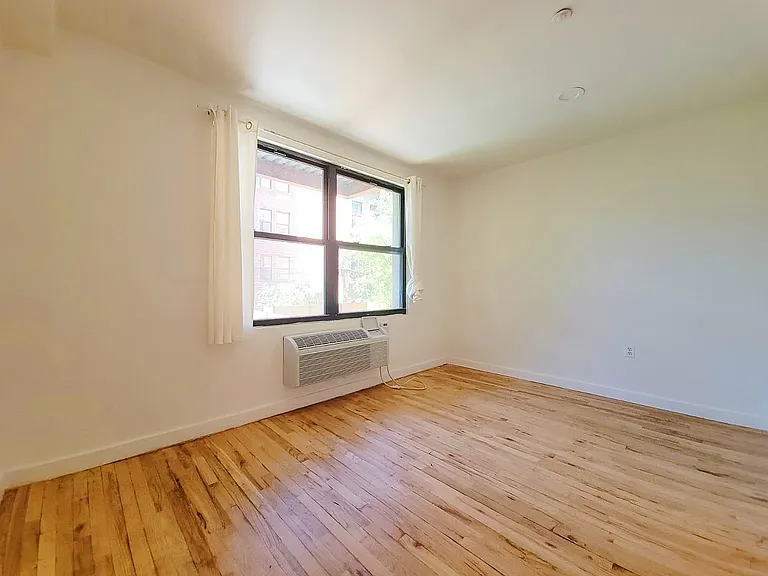 119 Hart St #2B — Photo 6