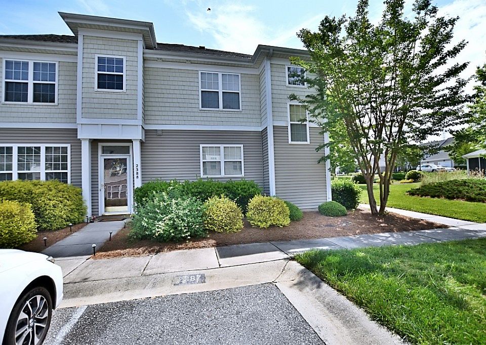 1st image of 2388 Loch Stone Dr