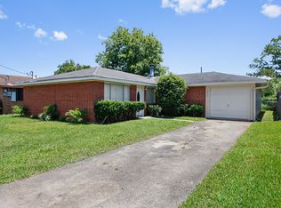5019 Schindler Dr, New Orleans, LA 70127