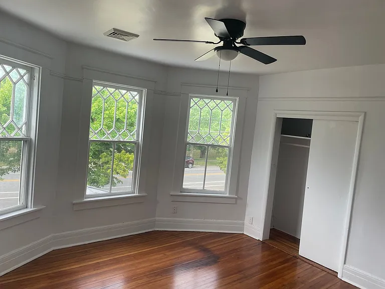 1808 Rivermont Ave — Photo 4