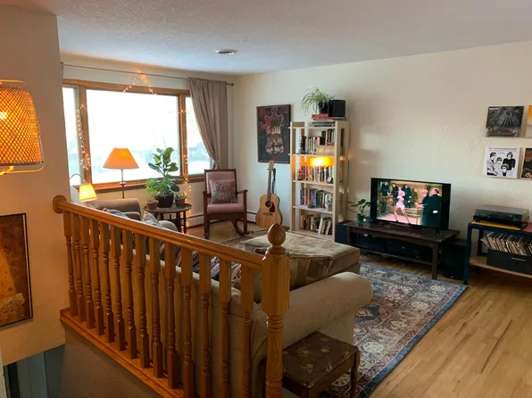 1726 Spruce Dr, Red Wing, MN 55066