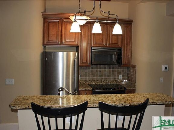 4th image of 230 Habersham St #201