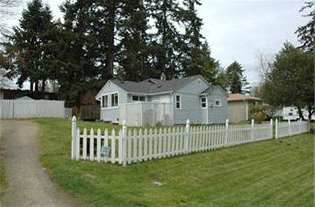 1st image of 19424 66th Ave W