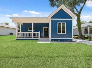 401 W A St, Eagle Lake, TX 77434