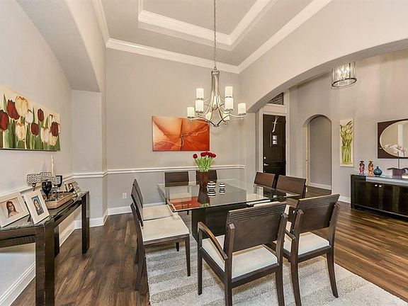 5th image of 8360 Saddlebrook Dr