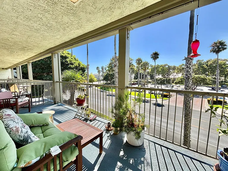 550 Ebbtide Cir — Photo 22