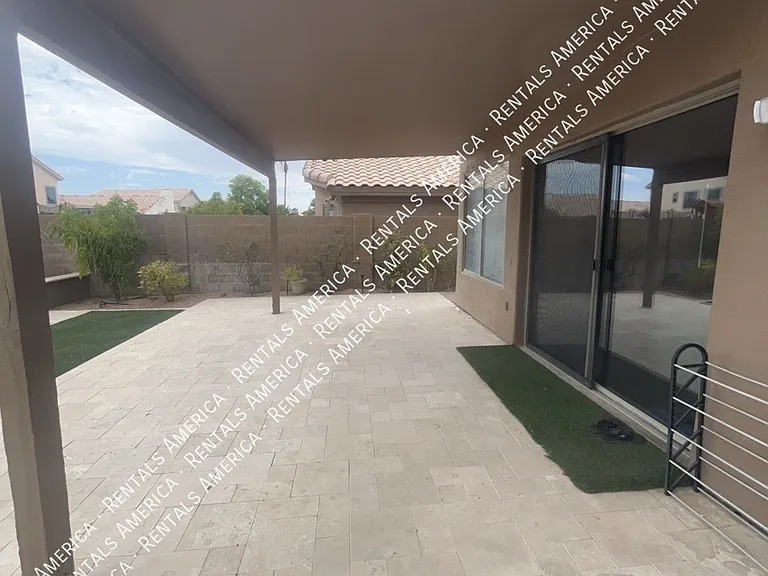 4616 E Summerhaven Dr — Photo 6
