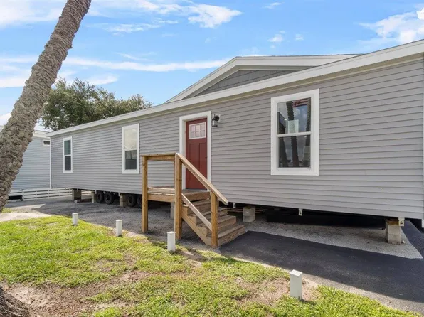 4995 Hammermill Ave, Lake Wales, FL 33859
