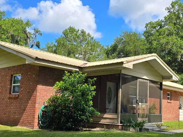 1086 SE Peacock Ter, Lake City, FL 32025