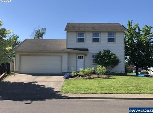 231 W McKinley St, Carlton, OR 97111