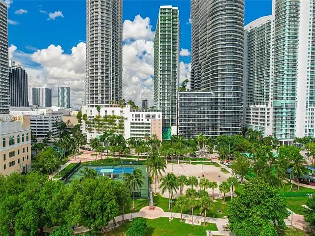 2001 Biscayne Blvd #2617 — Photo 8
