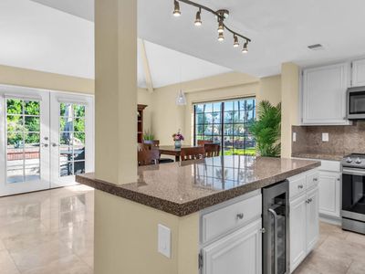 118 Sarona Cir, Palm Desert, CA, 92211