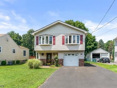 18 Hunter St, Succasunna, NJ, 07876