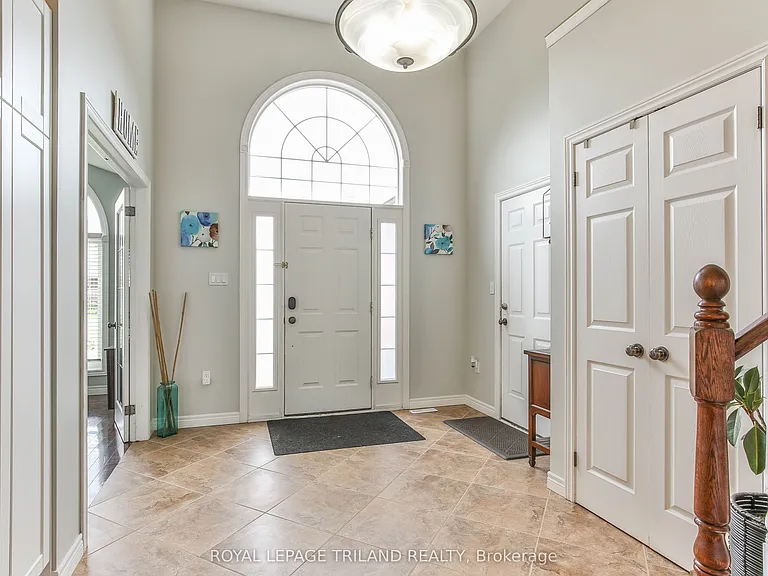 41 Owen Ct — Photo 5