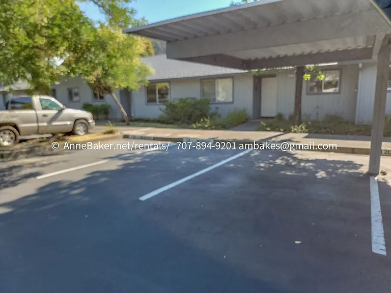 217 Elbridge Ave E — Photo 18