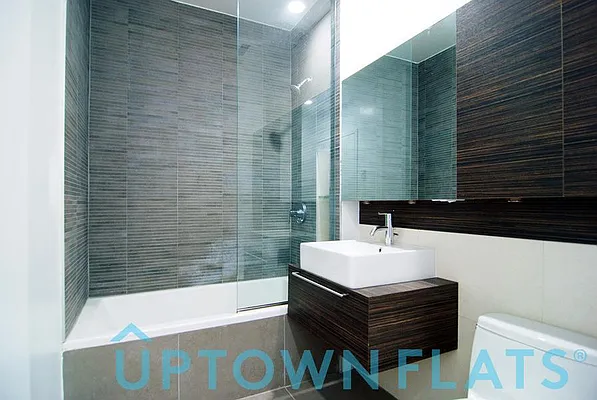 Rented by Uptown Flats LLC | media 4