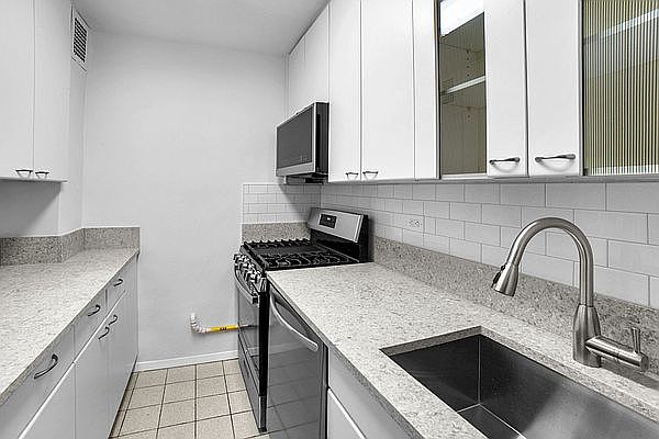 1st image of 382 Central Park W APT 2L