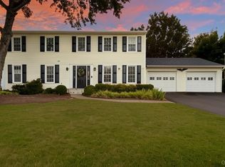 1905 Queensmill Dr, Salem, VA 24153