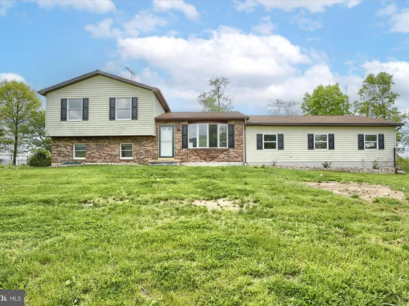105 Church Of God Rd, Newville, PA 17241