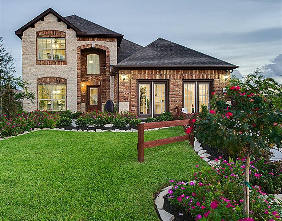 1st image of 4410 Amaryllis Ave