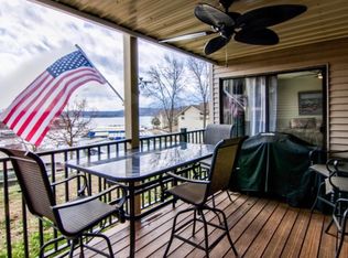 108 Robinwood Dr, Lake Ozark, MO 65049