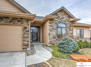 17669 Burdette St, Omaha, NE 68116