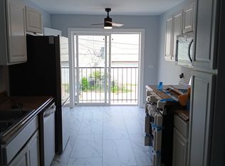 7115 S Oglesby Ave #2N, Chicago, IL 60649