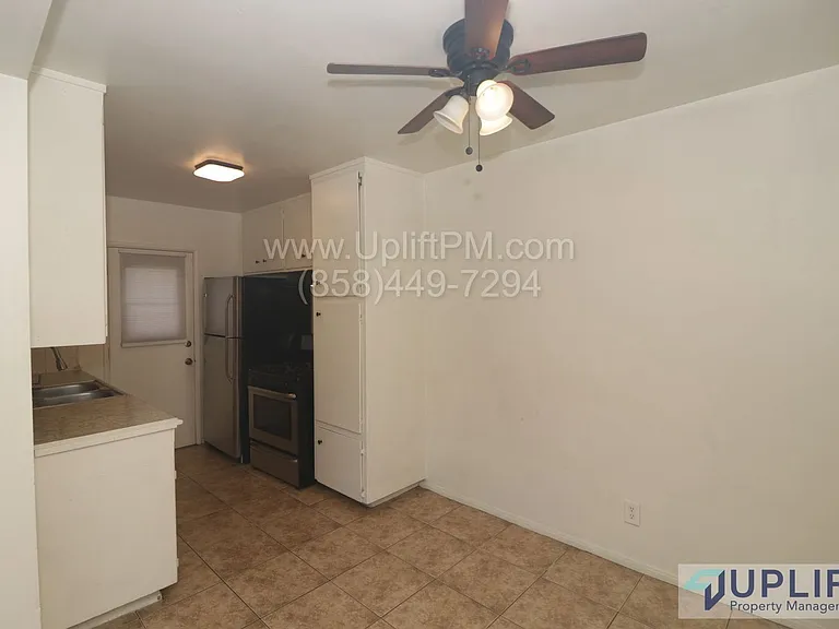 3434 Monroe St #4 — Photo 10