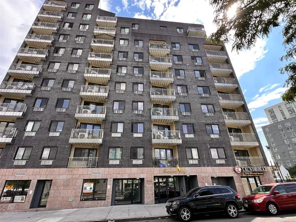 70-26 Queens Boulevard #2A, Woodside, NY 11377