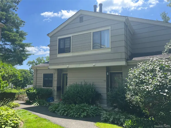 158 Branchwood Lane, Nanuet, NY 10954