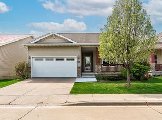 13016 Iltis Dr, Urbandale, IA 50323