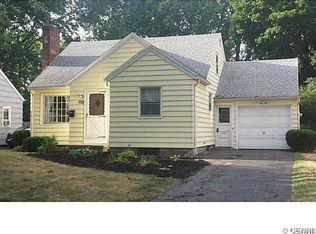 270 Pemberton Rd, Rochester, NY 14622