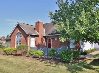54 W 7th St, Dresden, OH 43821