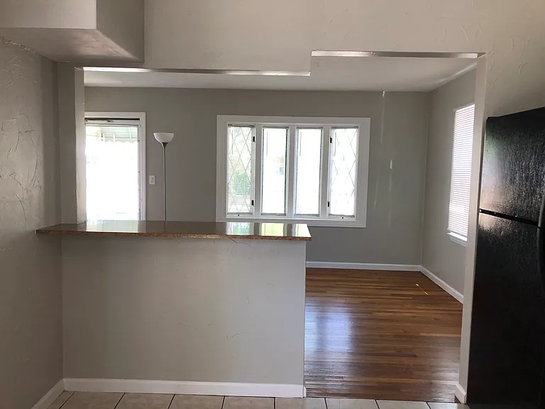 13603 Kirton Ave — Photo 12