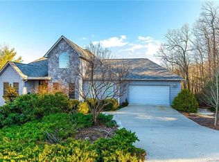 174 Kawani Ln, Brevard, NC 28712
