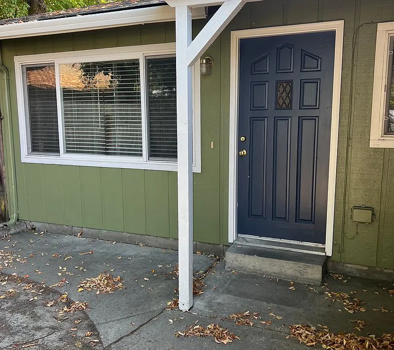 511 & 513 SE L St
