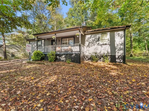 921 Jefferson Dr, Palmyra, VA 22963