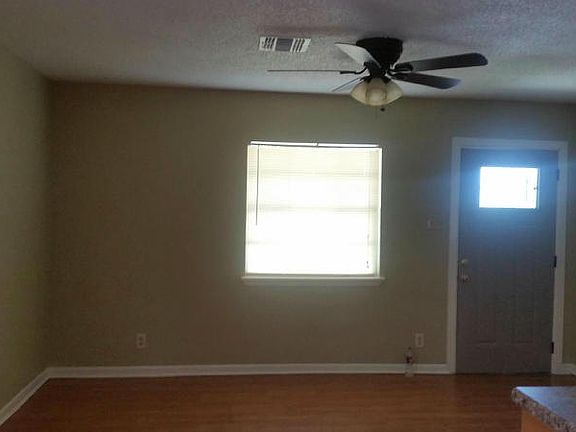 2nd image of 8209 Vetters Dr