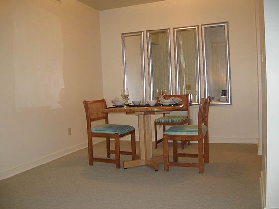5th image of 303 White St