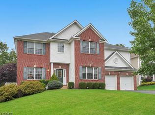 15 Winding Ridge Rd, Lake Hopatcong, NJ 07849