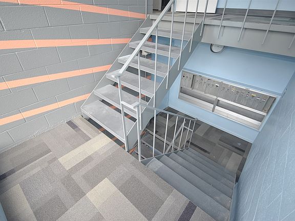 5th image of 728 S Main St APT 101