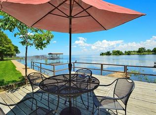110 Vz County Road 3712, Wills Point, TX 75169