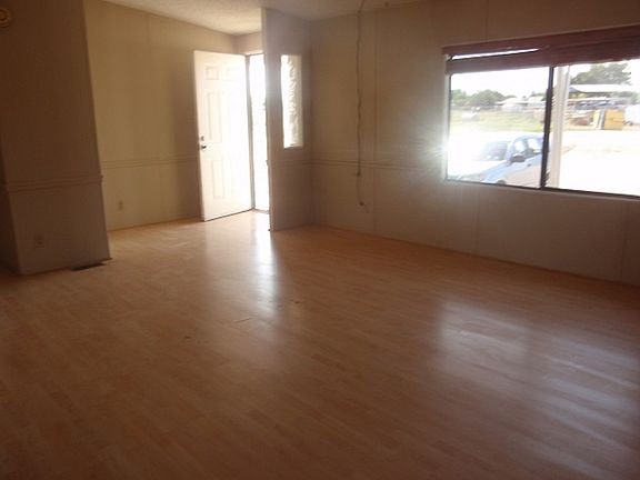 2nd image of 2905 S 108th Dr