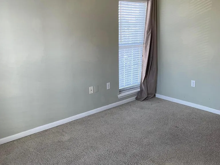 400 E Bay St #202 — Photo 25