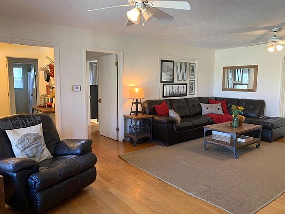 5th image of 1853 Tucker Ln