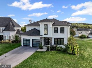 3013 Morning Thistle Ct, East Petersburg, PA